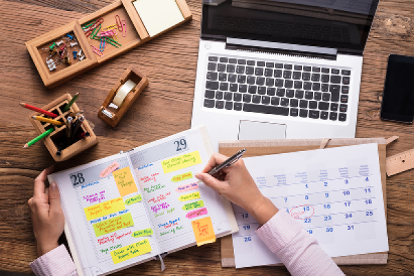 Casetify维米尔艺术主题AirPods Max耳机套热卖告罄，售价接近原品一半